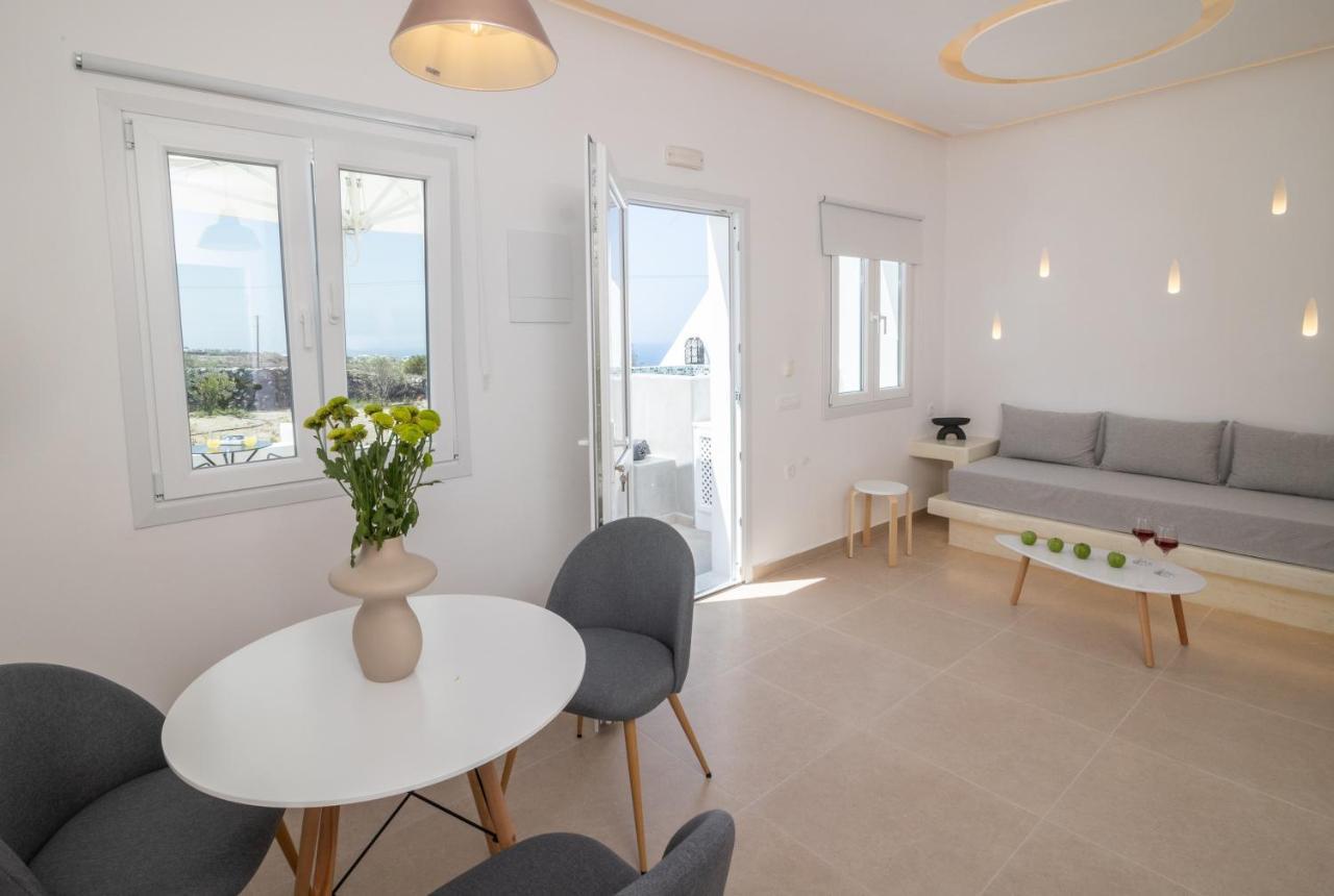 Theophrasti Suites Foinikia  Екстер'єр фото