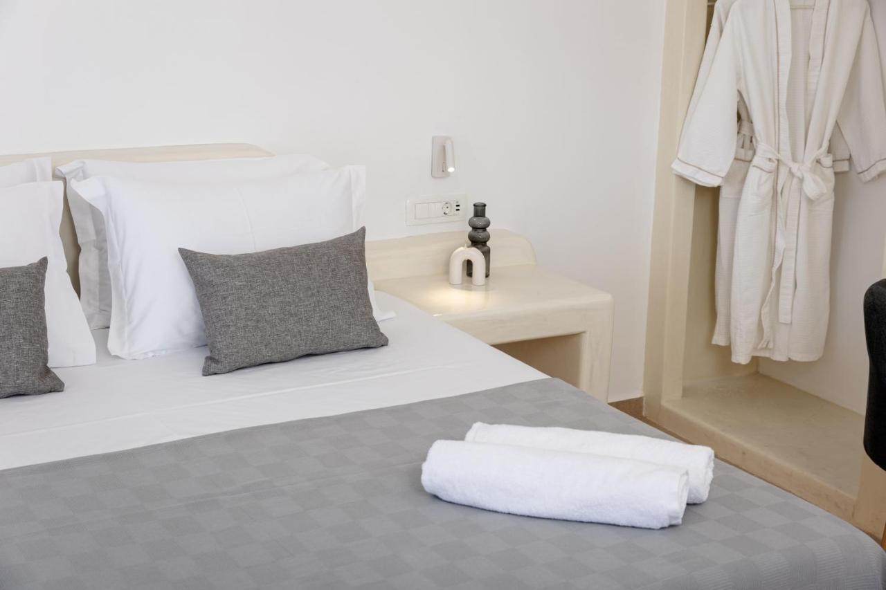 Theophrasti Suites Foinikia  Екстер'єр фото