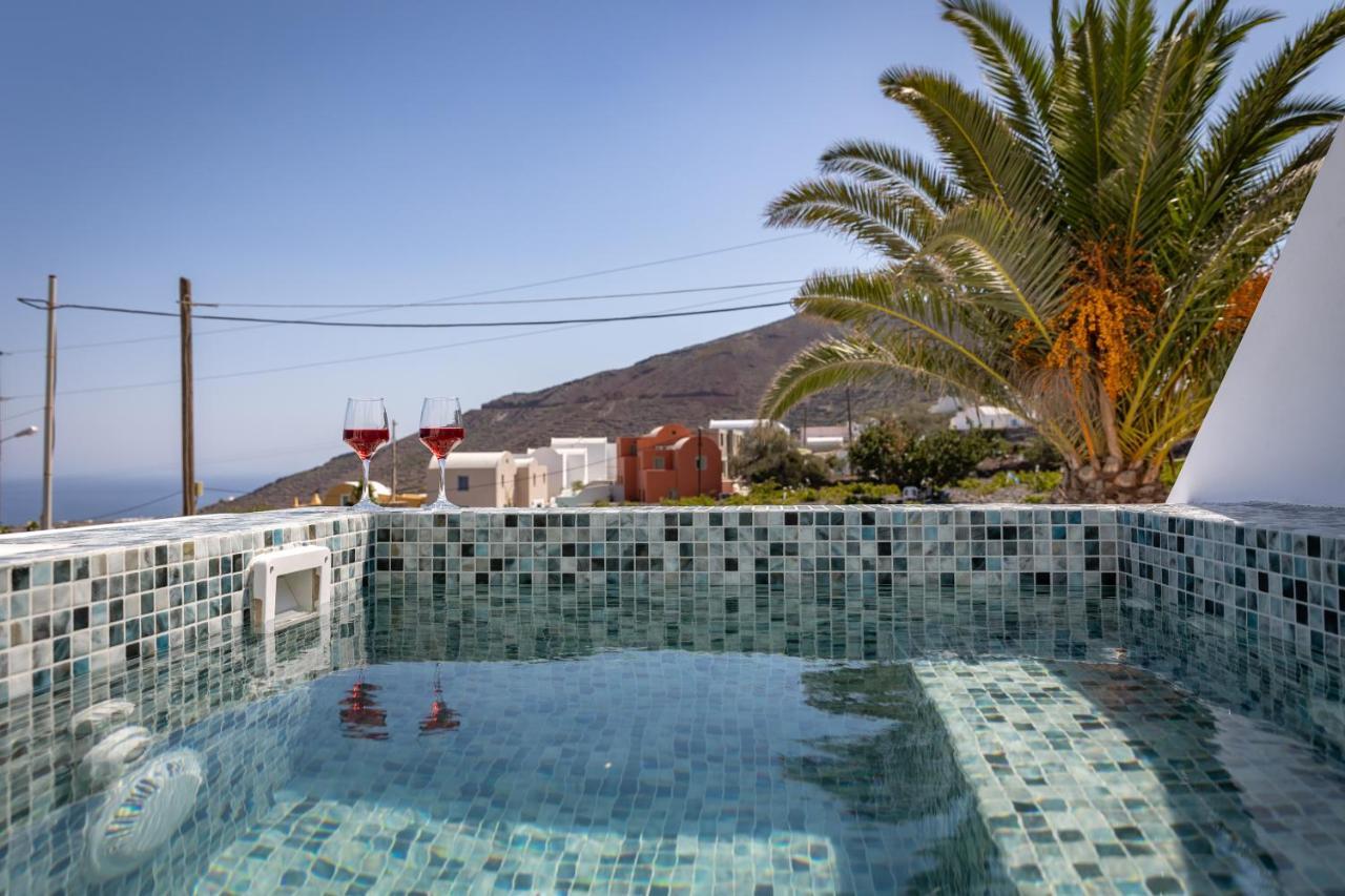 Theophrasti Suites Foinikia  Екстер'єр фото