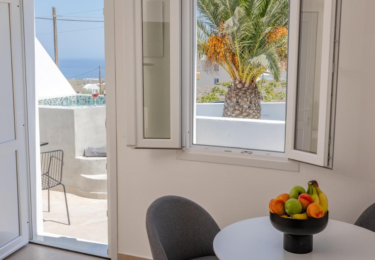 Theophrasti Suites Foinikia  Екстер'єр фото