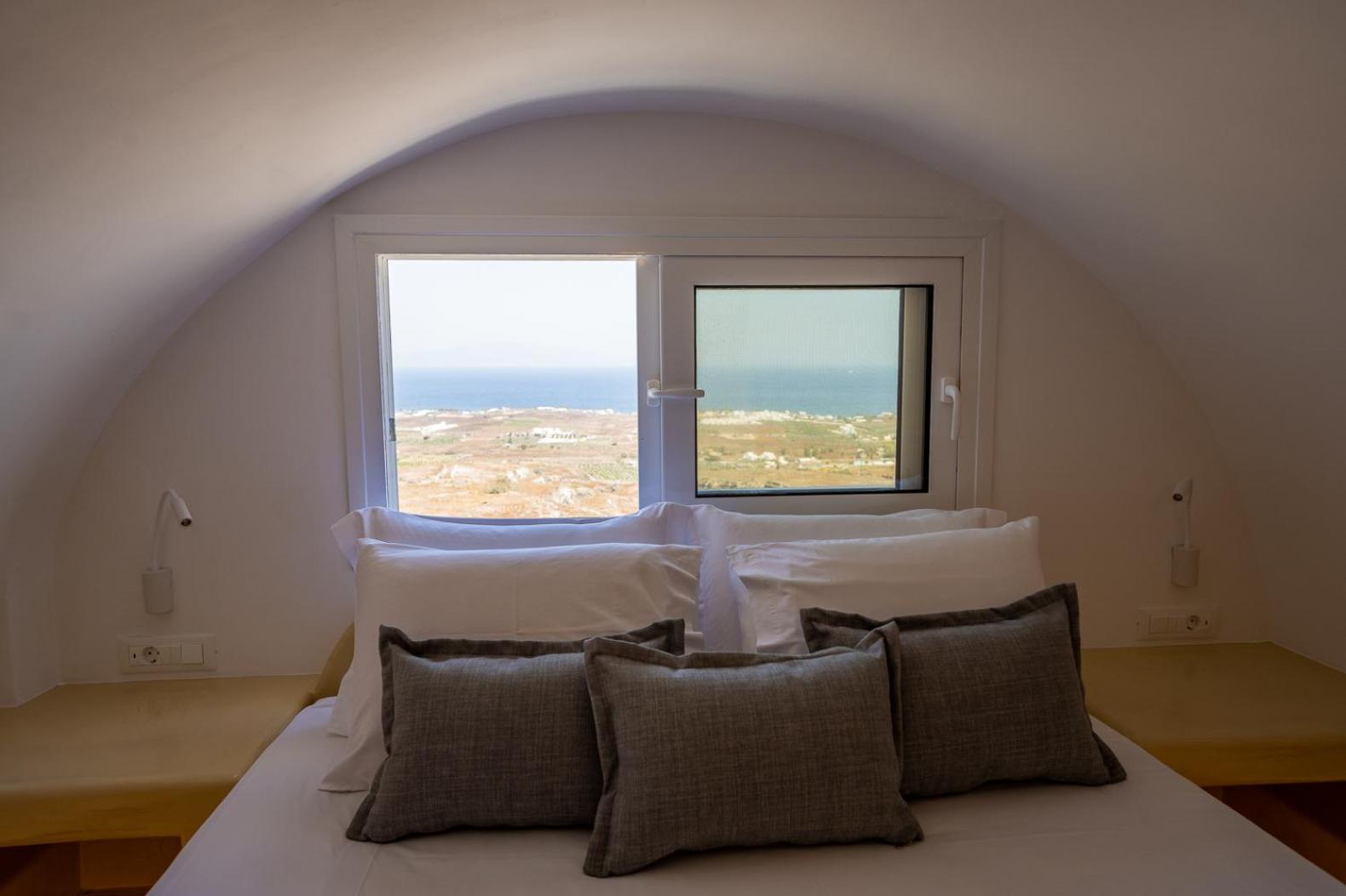 Theophrasti Suites Foinikia  Екстер'єр фото