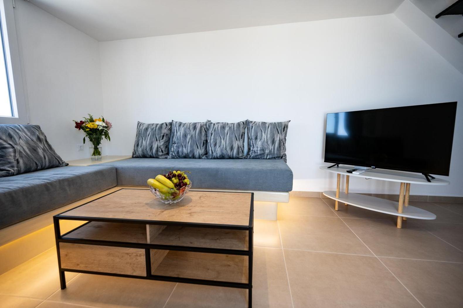 Theophrasti Suites Foinikia  Номер фото