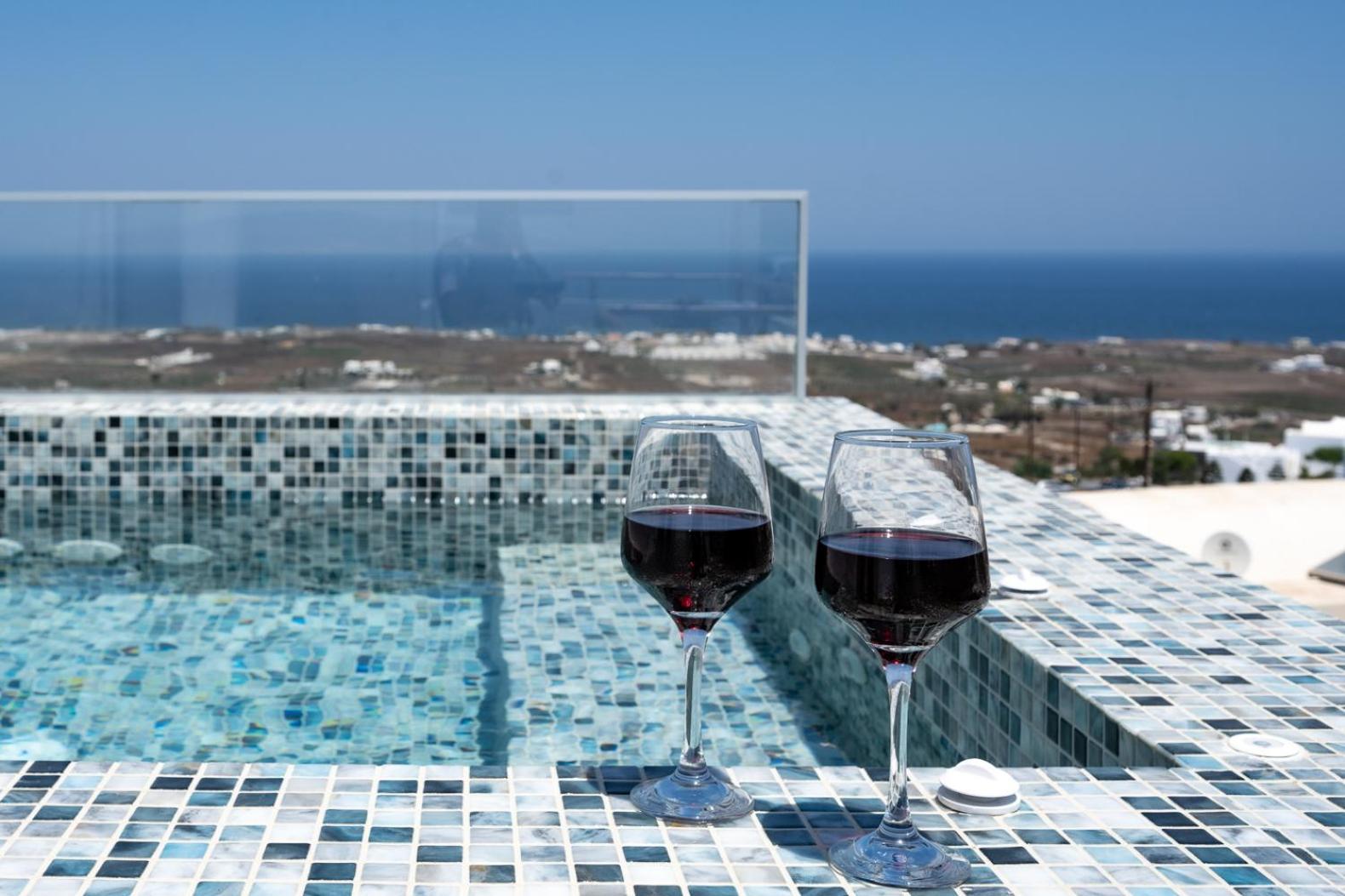 Theophrasti Suites Foinikia  Екстер'єр фото