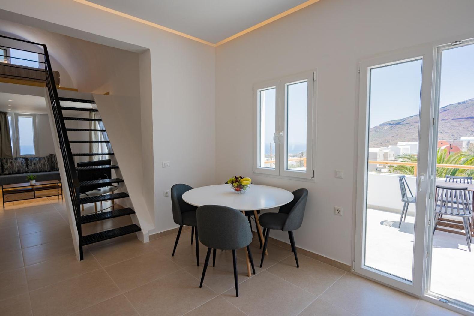 Theophrasti Suites Foinikia  Екстер'єр фото